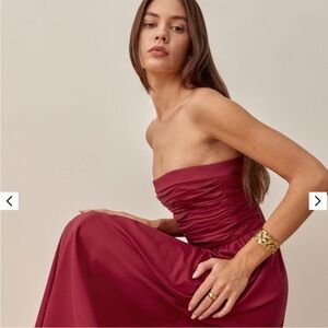 Reformation Lissa Dress in Size 6 - Cherry